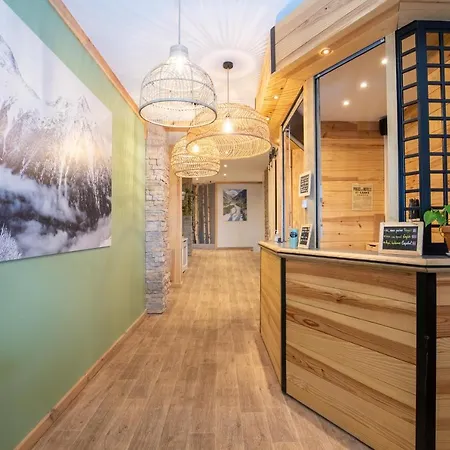 Les Lutins Hotel